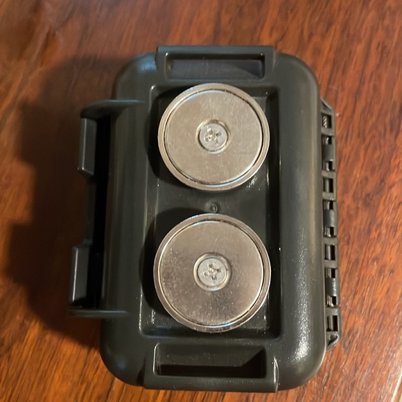 Key Hydro magnetic box - Picture 6 of 9